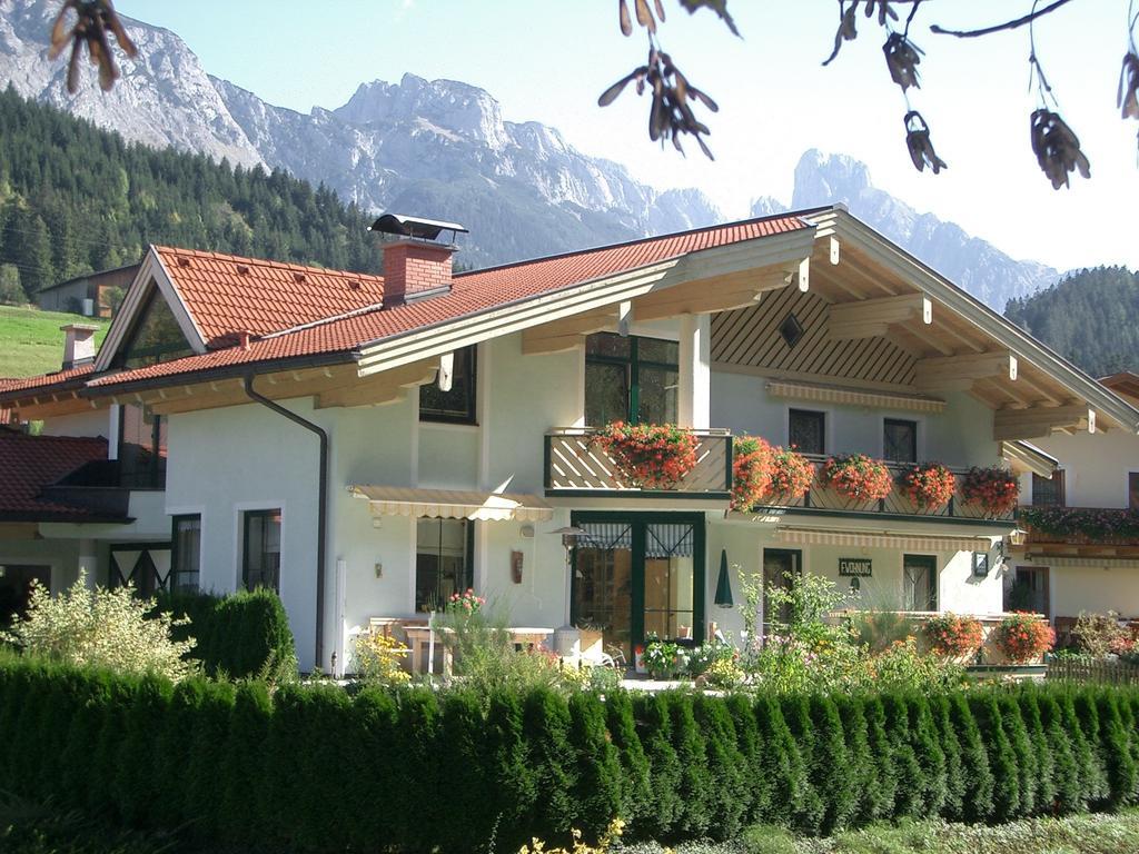 Ferienwohnung Hausmenneweger Annaberg im Lammertal Zimmer foto